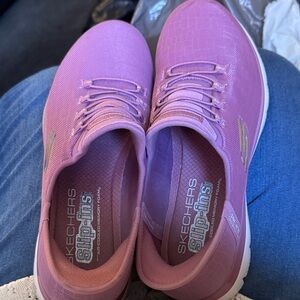 Skechers Women's Mauve Slip-Ins Sneakers